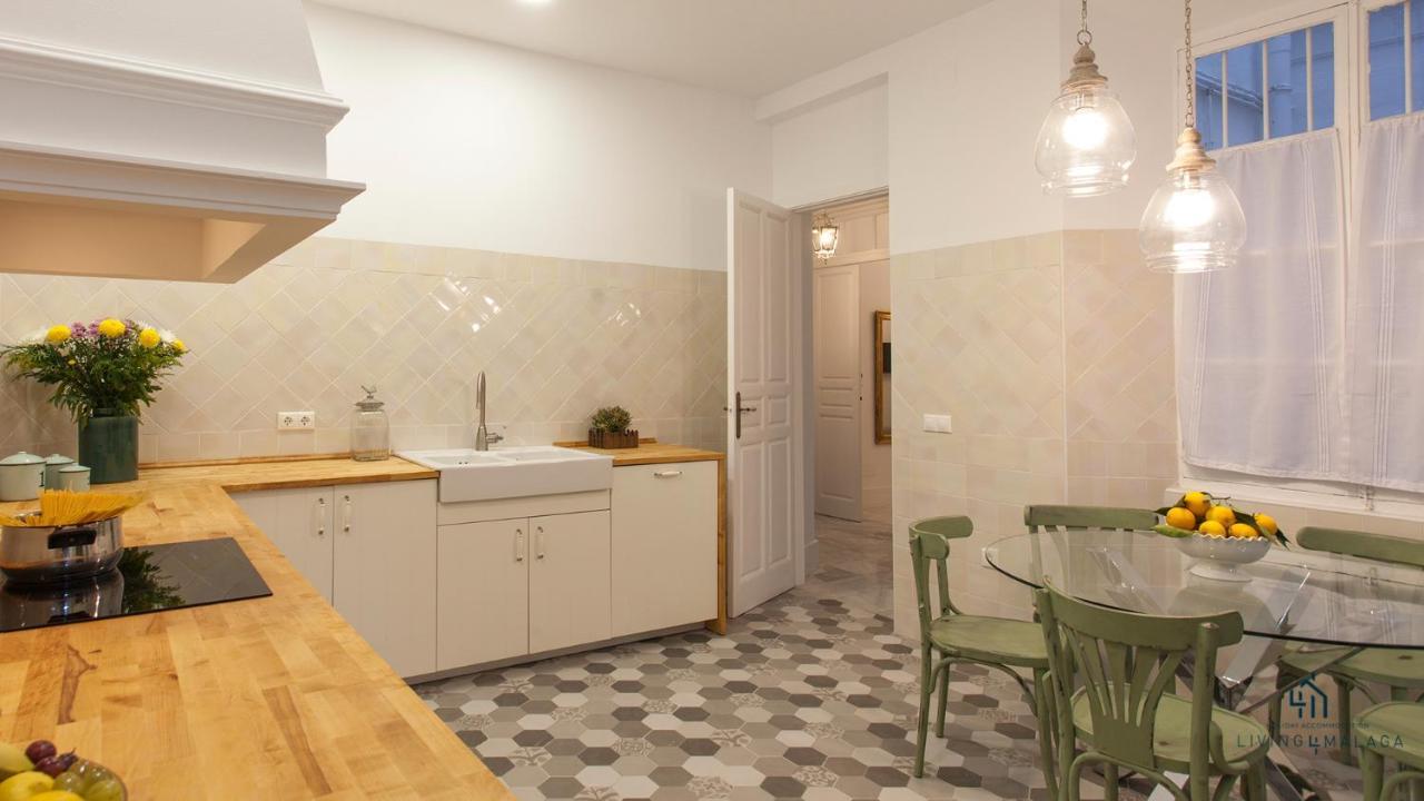 Living4Malaga Aduana Presidential Apartment ภายนอก รูปภาพ